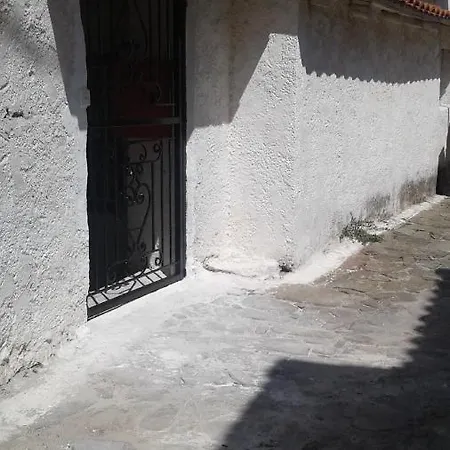 Paradosiako *